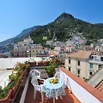 Mamma Rosanna 2 - Studio Flat In Amalfi With Terrace