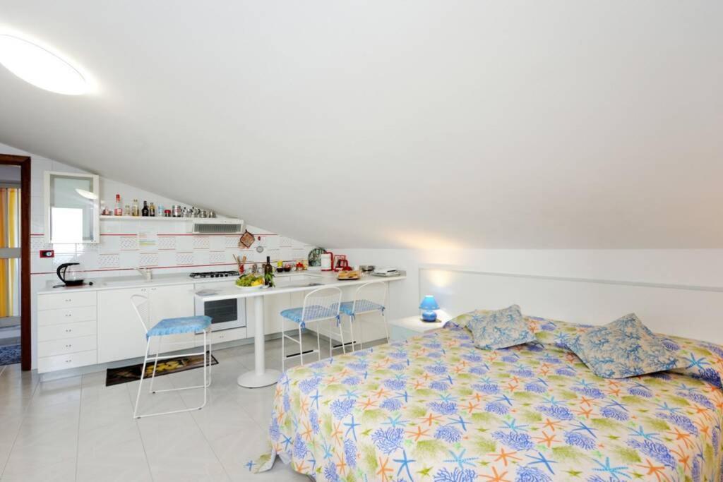Mamma Rosanna 2 - Flat In With Terrace *